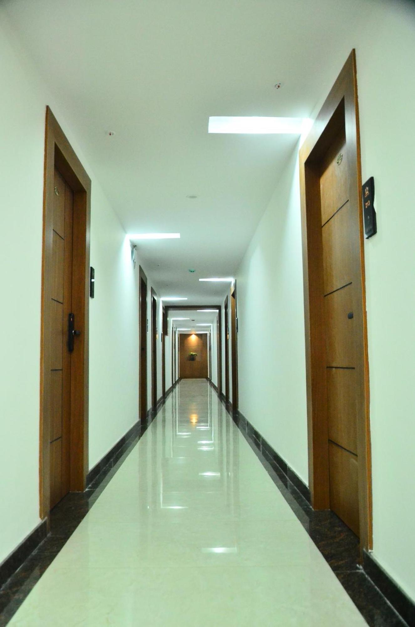 Hotel Eyrie Nest بنغالور المظهر الخارجي الصورة