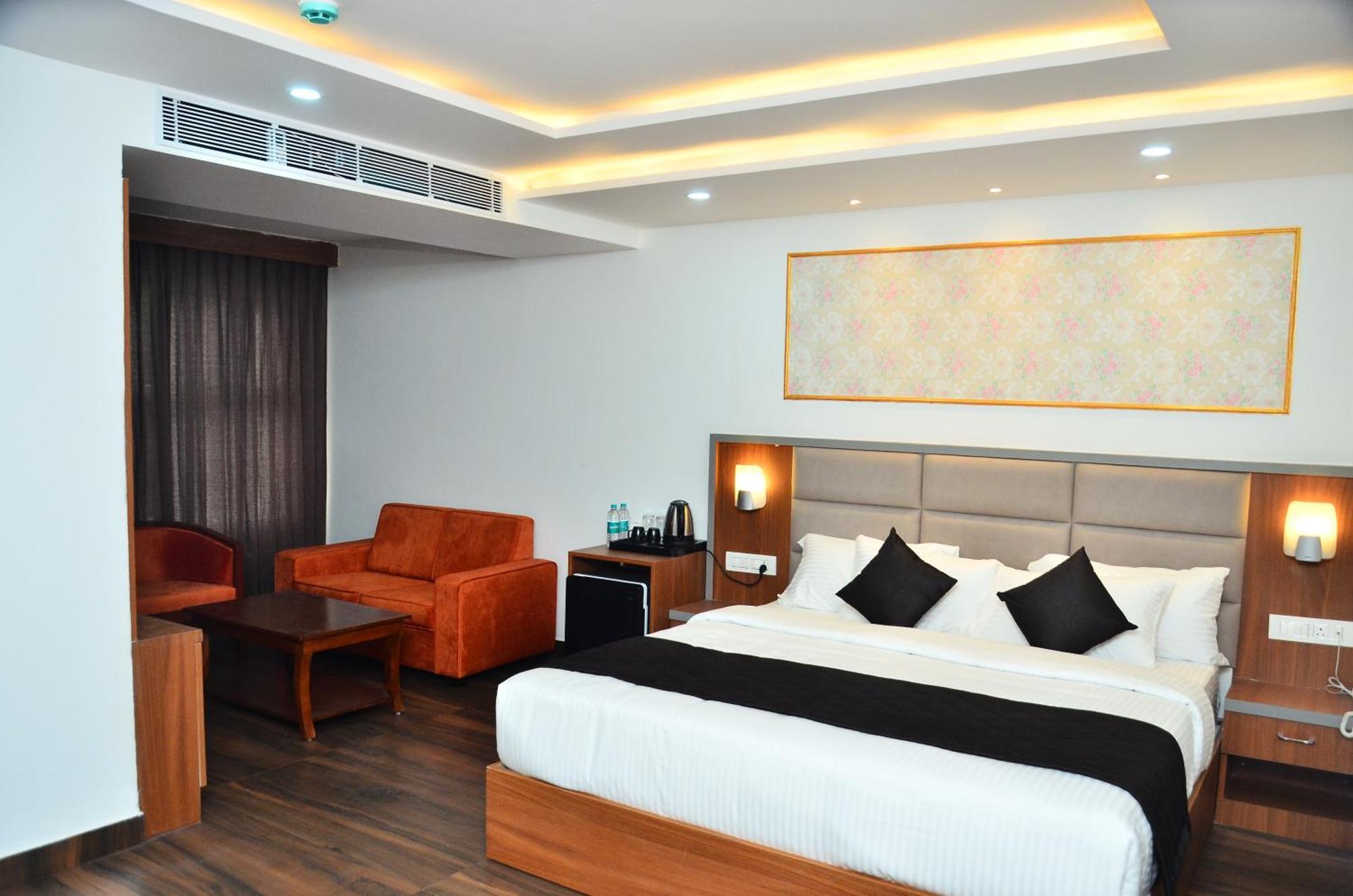 Hotel Eyrie Nest بنغالور المظهر الخارجي الصورة